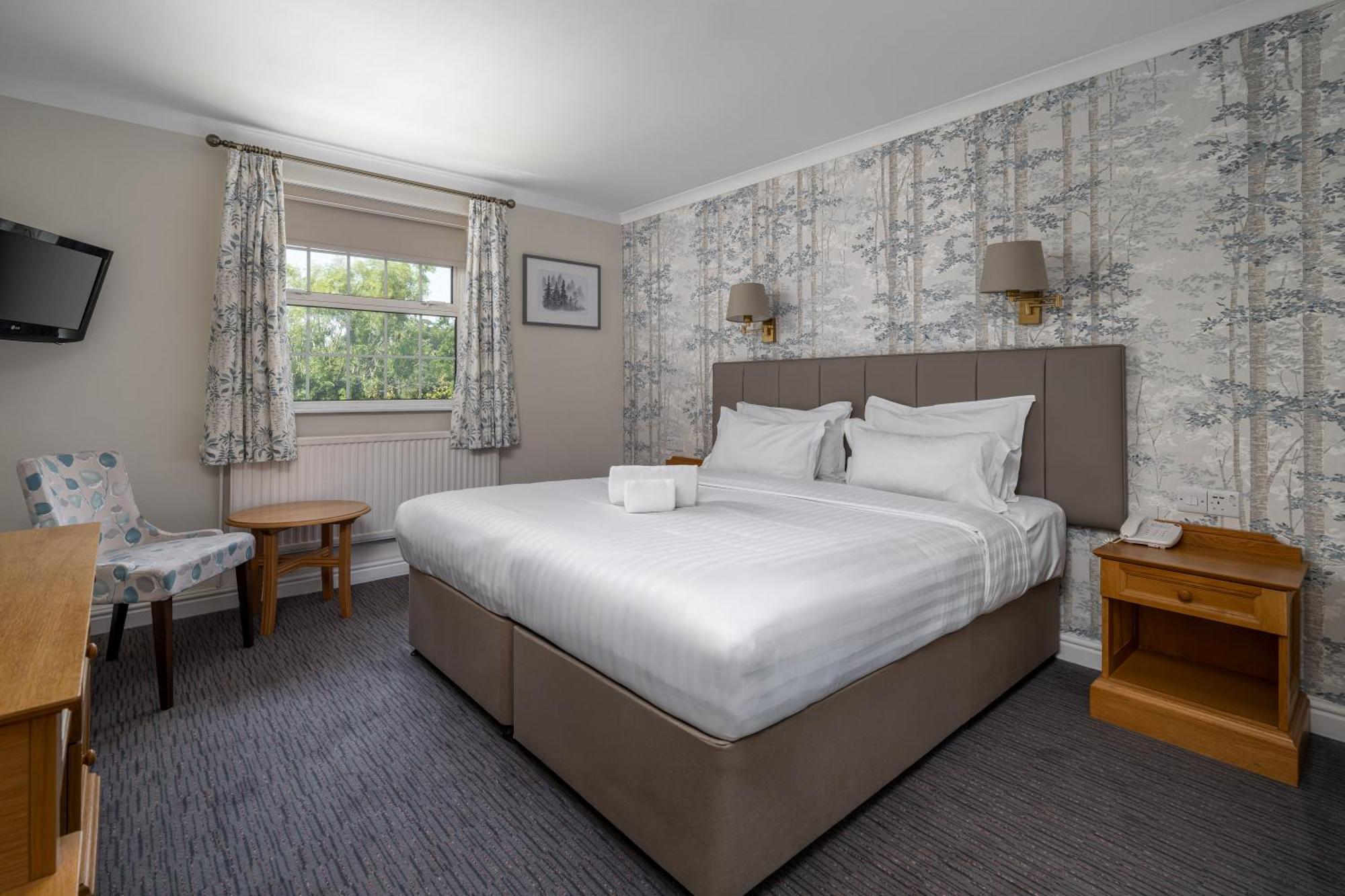 เรเกท เมเนอร์ โฮเต็ล Hotel ไรเกท ภายนอก รูปภาพ